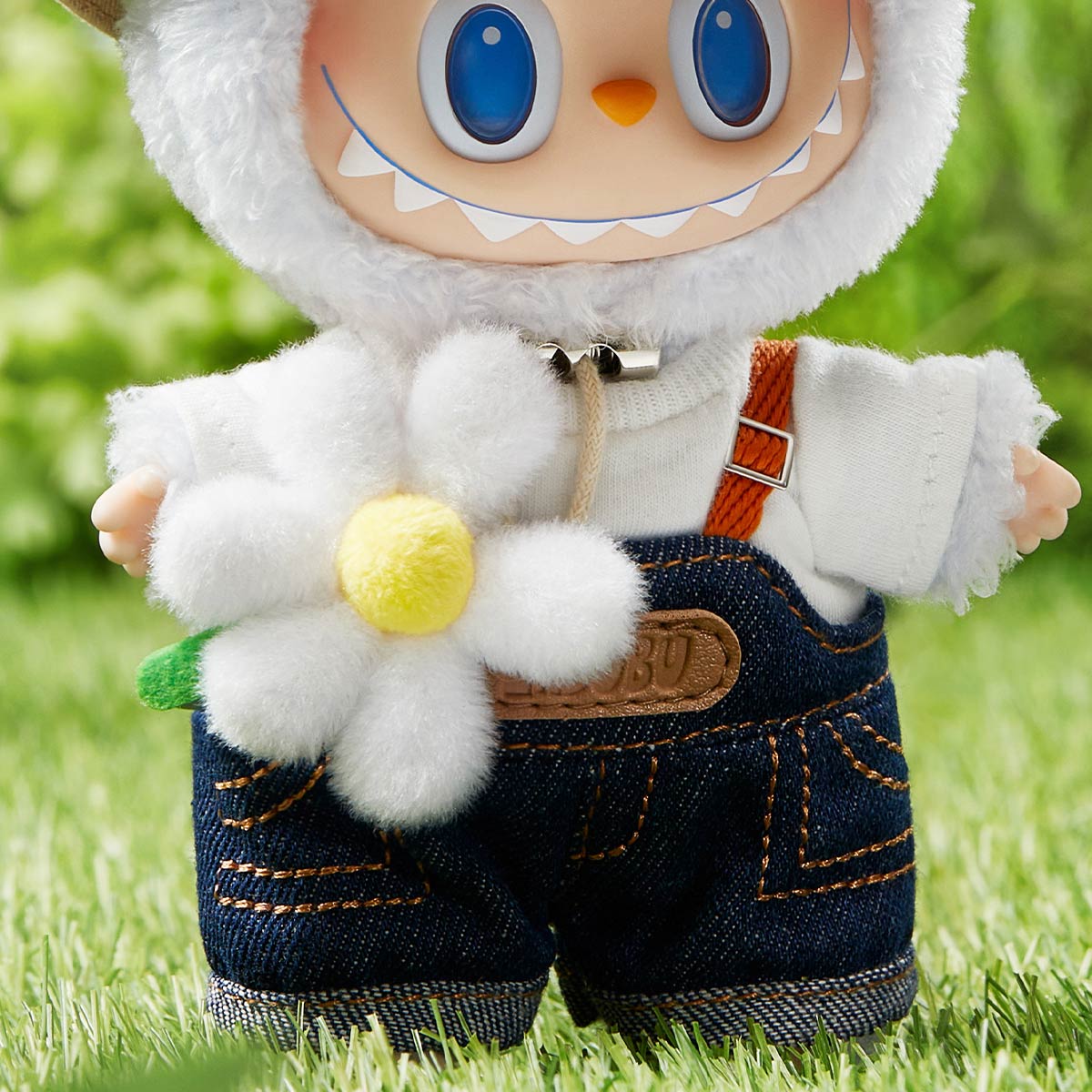 Labubu THE MONSTERS FALL IN WILD SERIES-Vinyl Plush Doll Pendant