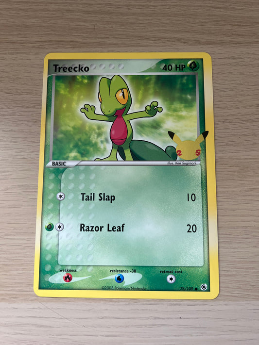 Pokemon Celebrations 074/109 Treecko Jumbo