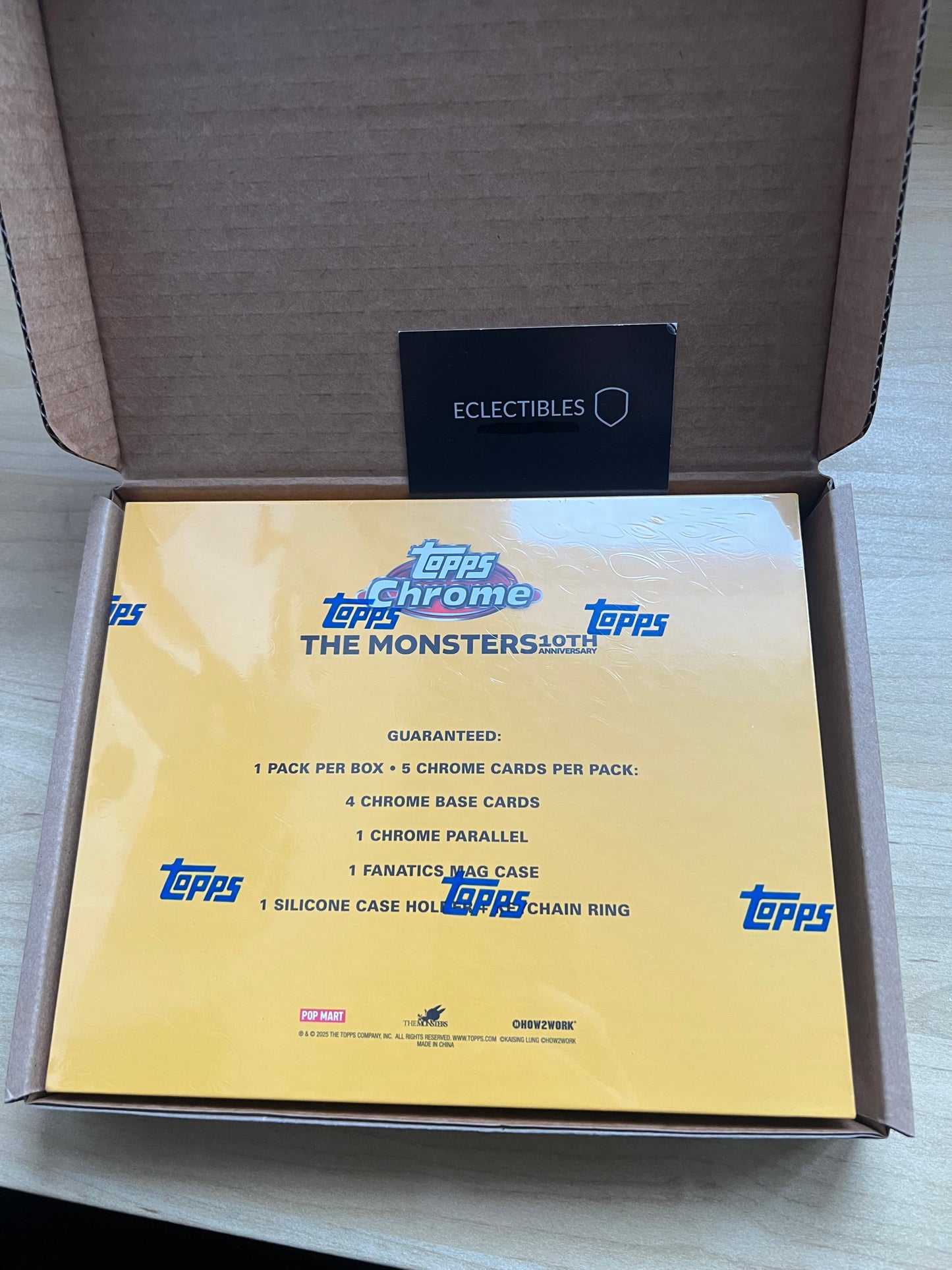 Topps Labubu Chrome 2025 10th Anniversary - Hobby Box